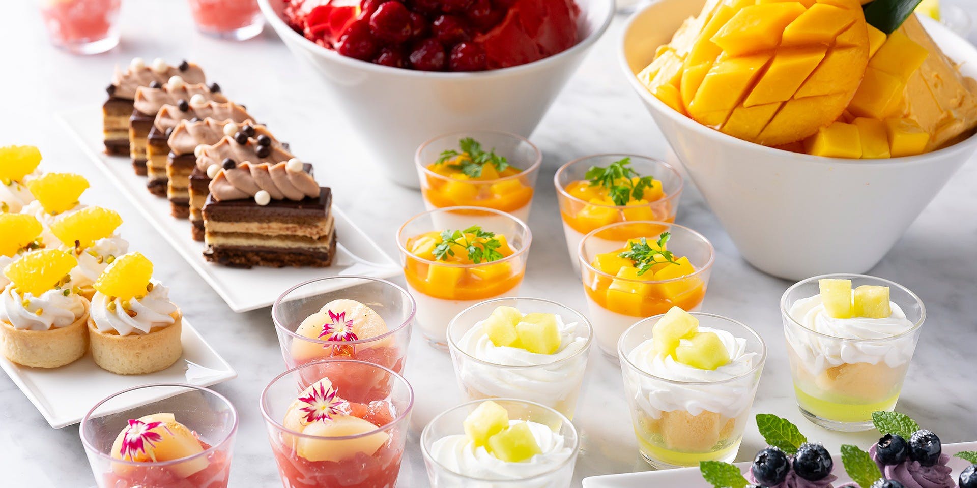 ブッフェ アンド カフェ スロープサイドダイナー ザクロ (Buffet