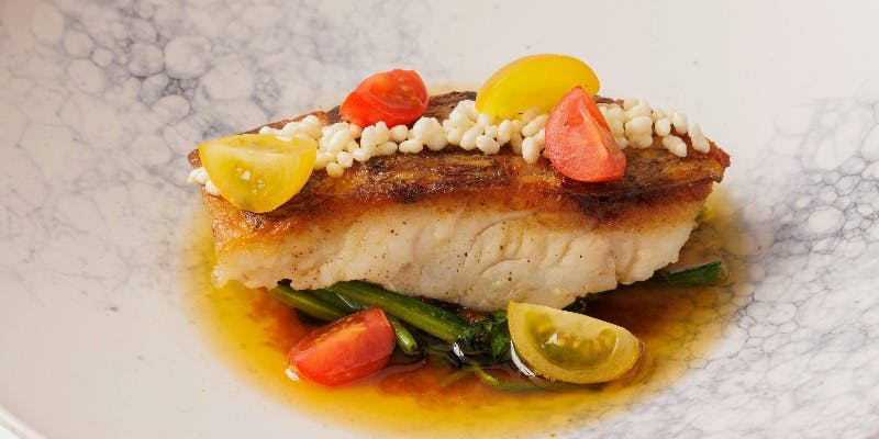 【Facile / ファスィル】選べるメインとデザート、普段使いも最適なカジュアルフレンチ全5品