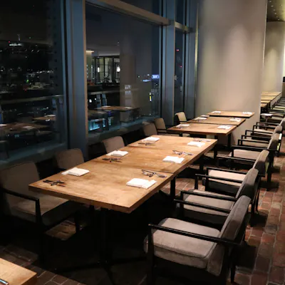 名古屋の夜景を眺めながら本場イタリアンを堪能