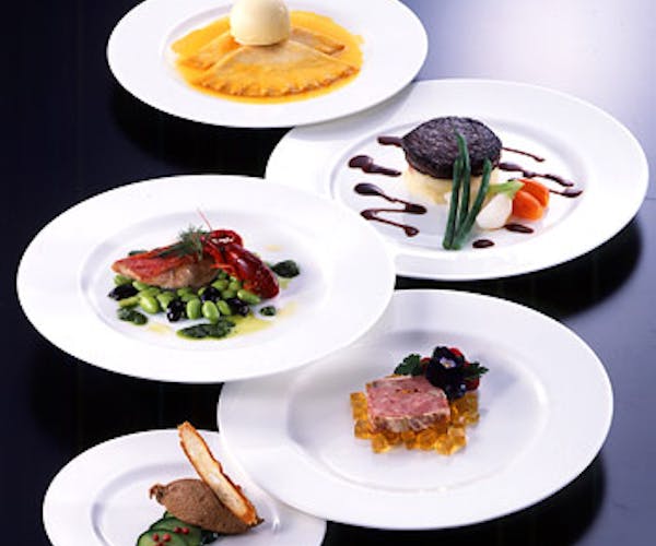 夜景が綺麗 シリウス 横浜ロイヤルパークホテル 70階 Okaimonoモール レストラン 夜景が綺麗 シリウス 横浜ロイヤルパークホテル 70階 Okaimonoモール レストラン