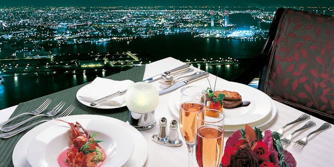 シリウス 横浜ロイヤルパークホテル 70階 スカイラウンジ 一休 Comレストラン