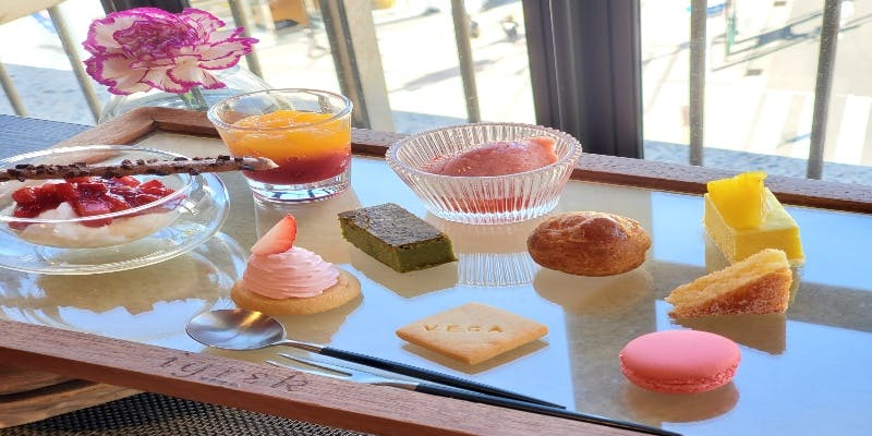 【女性人気No1！】イグレックベガ特製10種のデザートプレート＋平日13時30分から限定