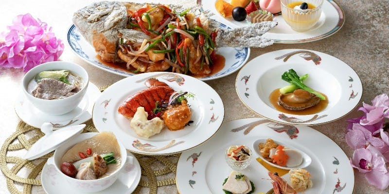 お祝いプラン　乾杯スパークリング、卓上花付き＋個室確約（リクエスト予約）