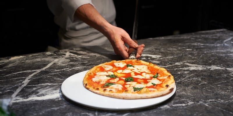 【フォルノコース】ピッツァ＆パスタ、メインは北総ポークグリルまで！石窯グリル堪能プラン＋飲み放題付き