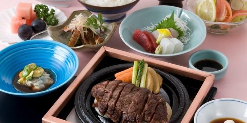 【和風ヒレステーキコース】造り又は天ぷら、ヒレステーキ、デザートなど全8品	