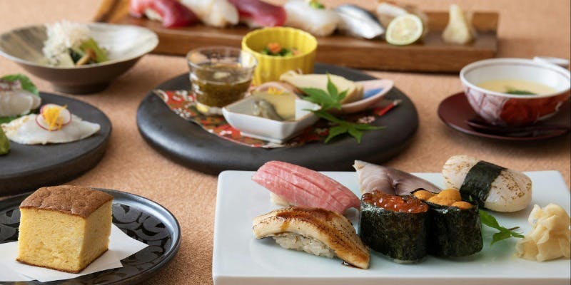 【さざなみ～sazanami～】料理長おまかせのにぎり全12貫をメインにしたコース