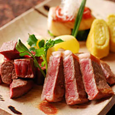 ホテルレストランのメリットを生かした、和洋融合の料理の数々