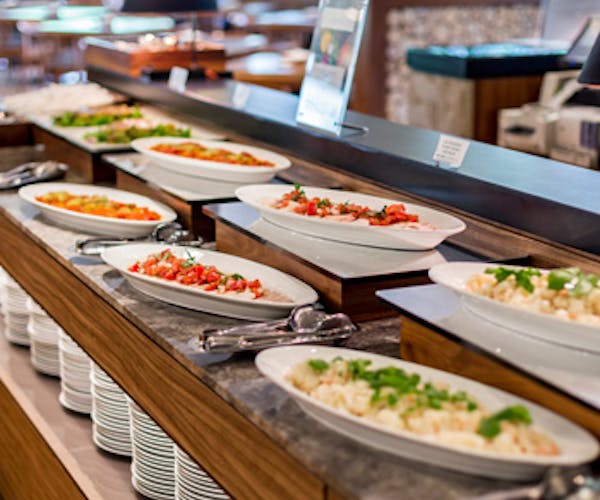 ハロウィンビュッフェ ガーデンレストラン オールデイダイニング ザ ランドマークスクエア トーキョー Okaimonoモール レストラン