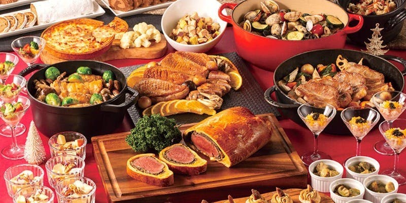 クリスマスディナービュッフェ（12月5日～14日の金・土・日曜日）＋1ドリンク付き（1部17：00～）