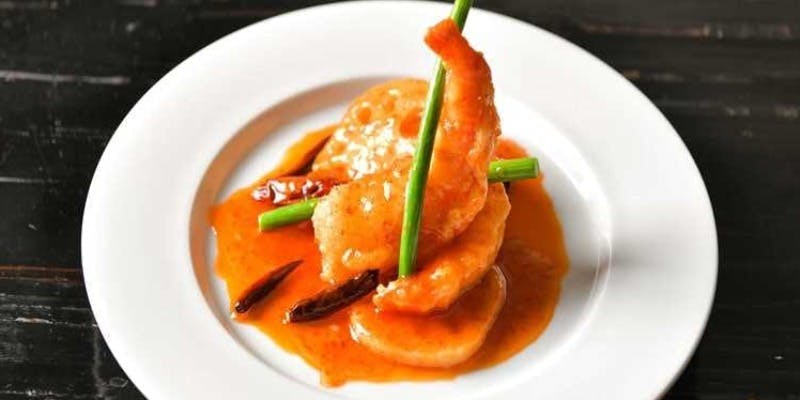 【弐（に）の宴】1番人気のご宴会プラン！ 前菜盛合わせやふかひれ土鍋ご飯、杏仁豆腐など 全7品＋飲み放題