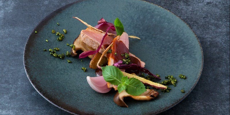 【ベトナムフレンチコース】 和牛など贅沢食材、選べるメイン（又はWメイン）＋1メイン・お料理のみ