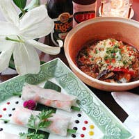 料理、空間、そして、スパイシーな大人の時間を