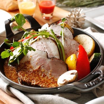 クリスマス スイーツ ガーデンカフェ ウィズ テラスバー ザ ランドマークスクエア トーキョー Okaimonoモール レストラン