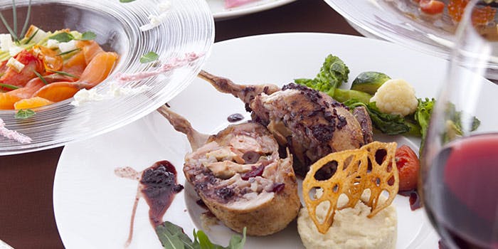 ビストロ ニドワゾォー（Bistro Nid d'Oiseau）