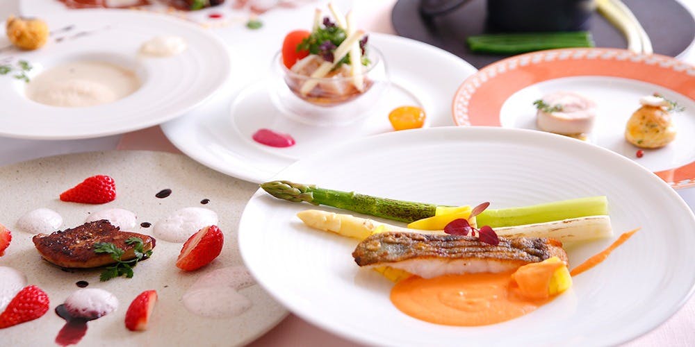 ビストロ ニドワゾォー（Bistro Nid d'Oiseau）