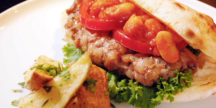 カステルモーラ（CASTELMOLA）