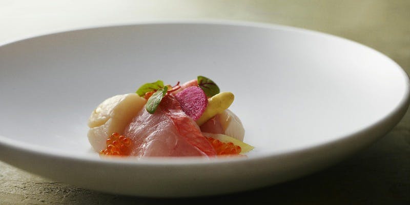 【ORIENTAL LUNCH】魚料理付全6品のフルコース