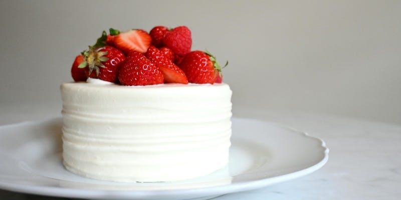 【アニバーサリー｜SEASONAL】乾杯酒＋コース6品＋アニバーサリーケーキ ＋ ”花束付”