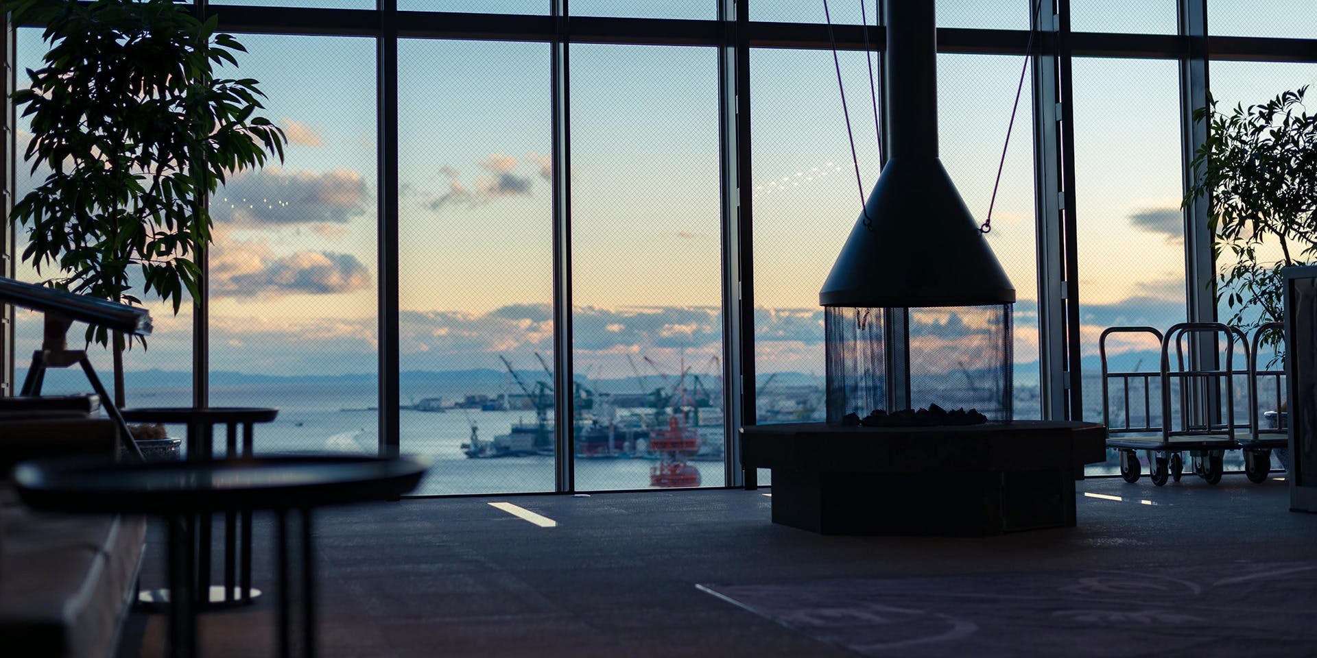 MAIN DINING by THE HOUSE OF PACIFIC（メインダイニングバイザハウスオブパシフィック）