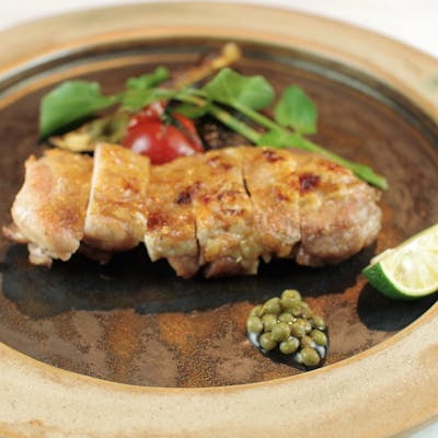 厳選した食材を寛ぎの空間で