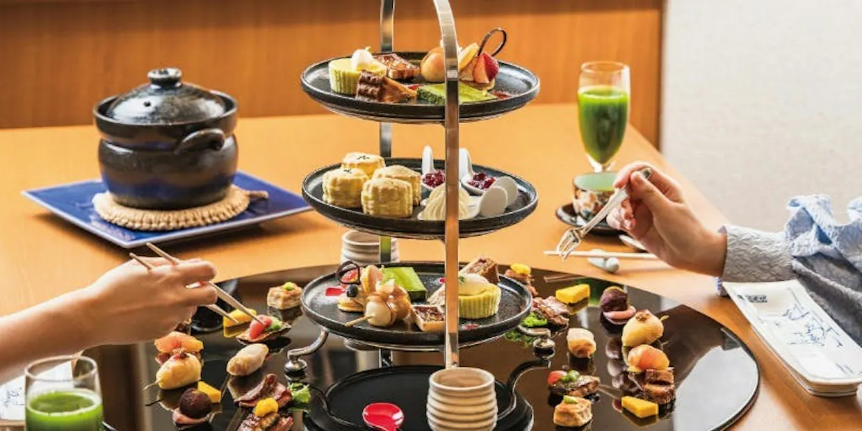 花座/ホテル阪神大阪 平日限定【和風アフタヌーンティー】スイーツ7品とセイボリー12品をお茶とともに 味わう“和”のおもてなし ランチ プラン ...