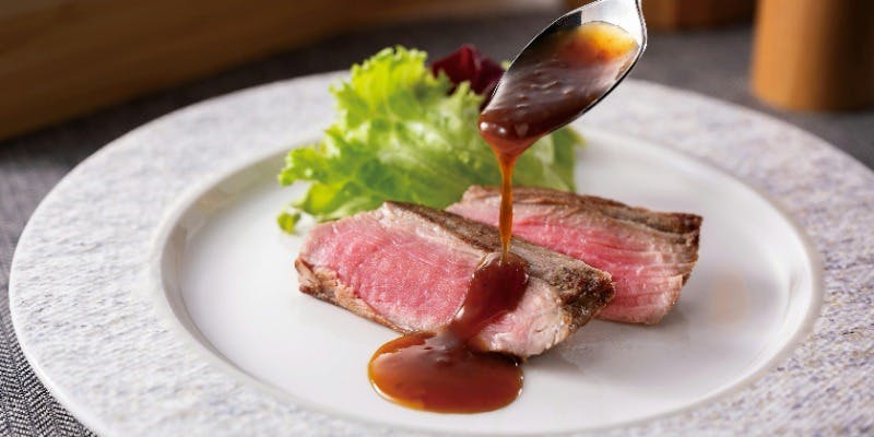 【New year 2026】約60種類の多彩な料理が食べ放題「ランチビュッフェ」＋アルコール飲み放題（1/1～3）