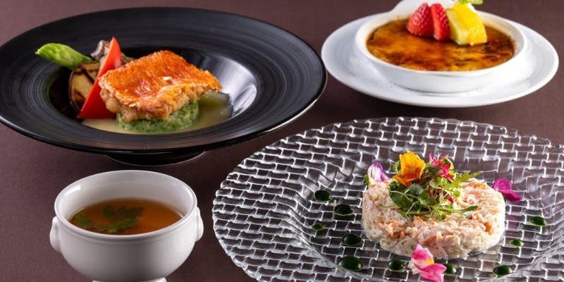 【平日/記念日ディナーB】「金目鯛の鱗焼き」などのコース（食後のお飲み物付）（11・12月）