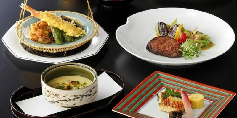 KATO�fS DINING & BAR�@�^�z�e���j���[�I�[�^�j