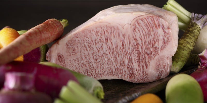 【瑠璃 Ruri】アワビ・海老のアヒージョ、国産牛ステーキなど全9品（2025.11～）＋1ドリンク