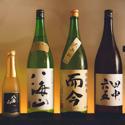 こだわりの日本酒もあわせてお愉しみください。