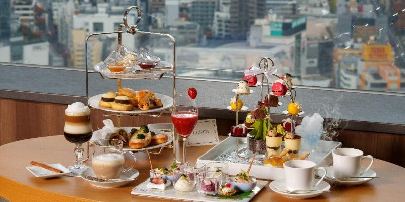 【土日祝限定】アフタヌーンティーを地上150mからの眺望と共に！＋季節のシャンパンカクテル＋2時間30分制