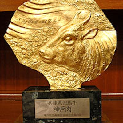 但馬の黒牛、しかも選びぬかれた神戸牛だけが“和黒”へやってくる