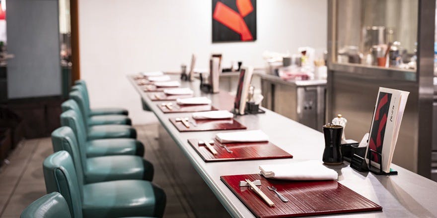 焼き鳥 とり芝（ヤキトリ トリシバ）