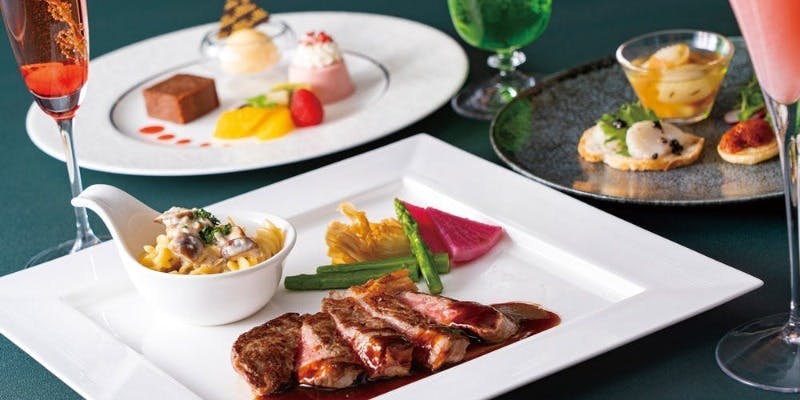 【Xmas2025】メインは牛サーロイン！クリスマス「シュプレーム」プラン＋2.5時間飲み放題付（12/1～12/25）