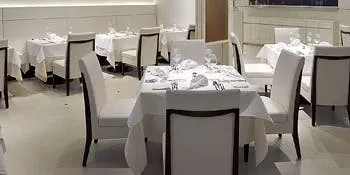 リストランテ ウミリア Ristorante Umiria みなとみらい イタリア料理 一休 Comレストラン