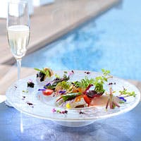 鎌倉・湘南エリアで最も上質な空間と料理を提供する大人が夏を愉しむレストラン