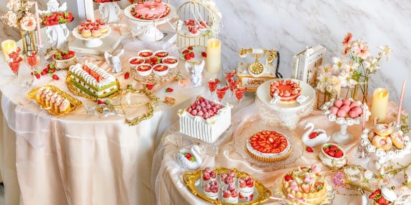 いちごのスイーツビュッフェ「Strawberry Heaven～いちごに恋した天使の耽美～」【大人】