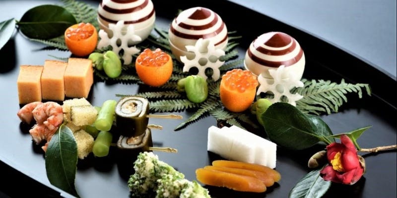 【個室確約】新春特別懐石　白味噌仕立ての雑煮、鮑、ふぐ、伊勢海老など＋振舞酒付き（1/3～1/9限定）