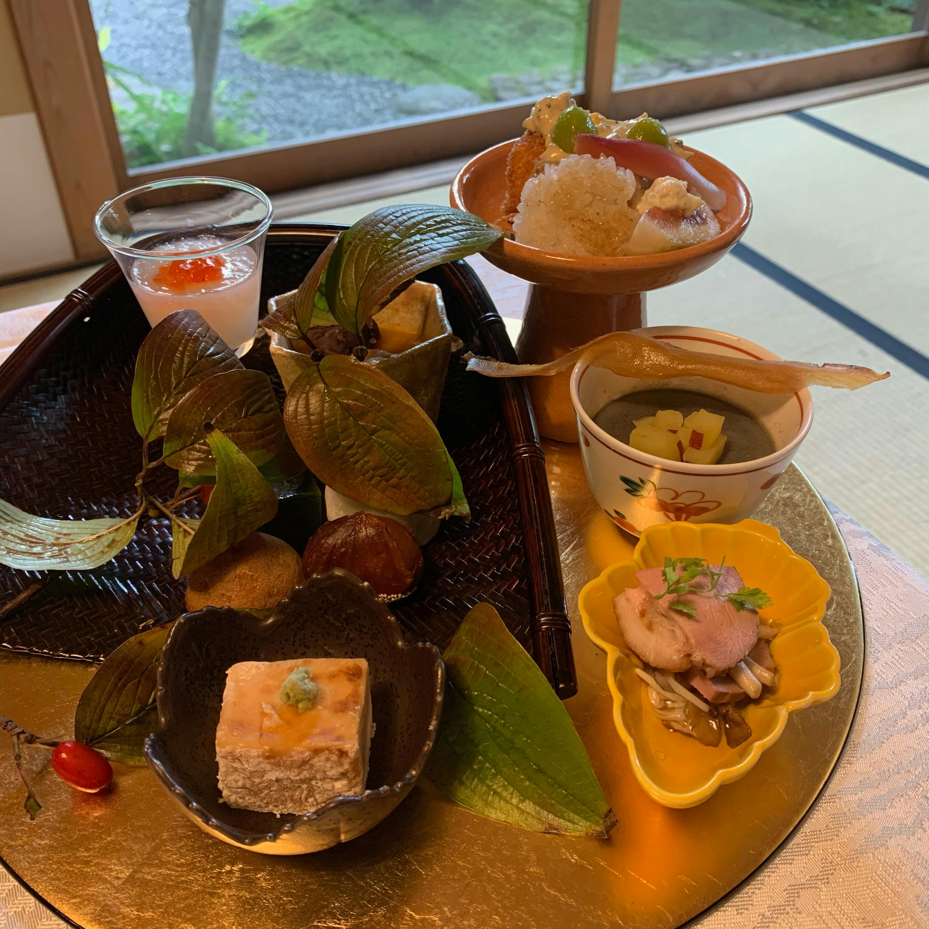 和風アフタヌーンティー特集（東京・京都）】和菓子や和スイーツに日本茶！重箱入りに懐石風も！ – はらぺこニュース
