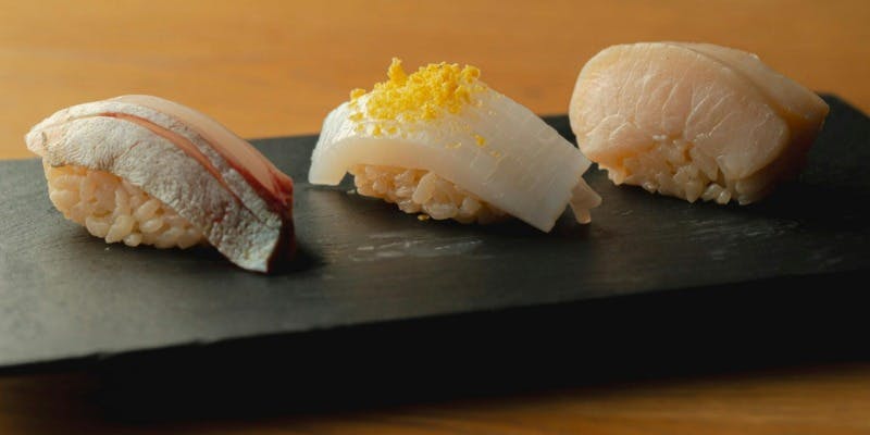 【玄海おまかせ寿司】東京の姉妹店「鮨 大いにおまかせ」直伝のお寿司全8品