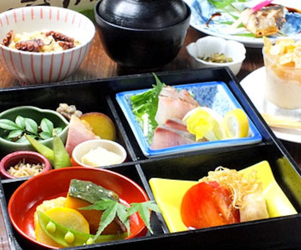 和食 温石 左近太郎 本店 Okaimonoモール レストラン