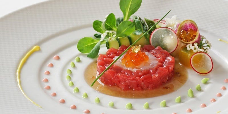 【アンジュ】ズワイ蟹や黒毛和牛のフィレ肉など全7品