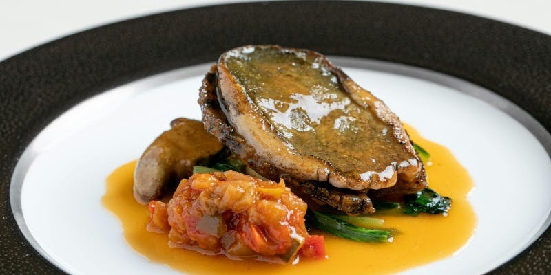 【ムニュA】前菜2皿、スープ、メイン料理、デザートなど全5品