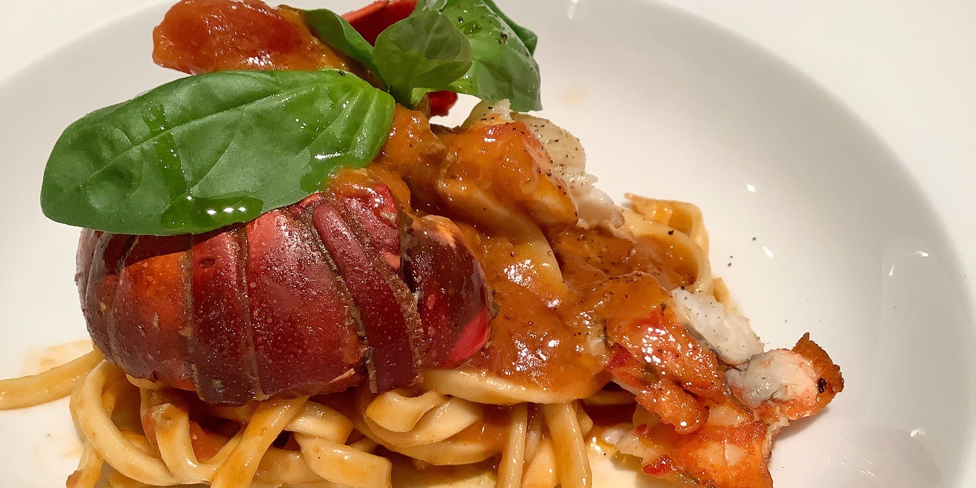 ペスケリア・ラ・ルーナ・ロッサ（Pescheria La Luna Rossa）