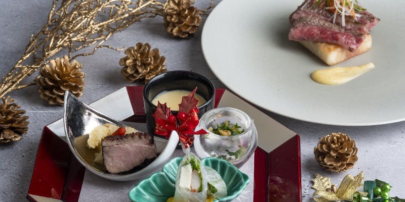 【Xmas2025】メインは国産牛ステーキ！聖夜を彩るクリスマス会席＋スパークリングワイン（窓際席）