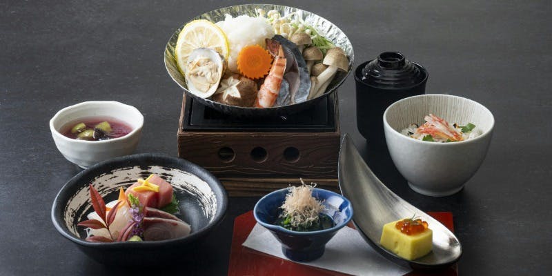 日本料理 旬彩（にほんりょうり しゅんさい）