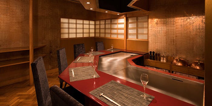 鉄板焼 みや美/リーガロイヤルホテル東京(旧 日本料理なにわ 鉄板焼)