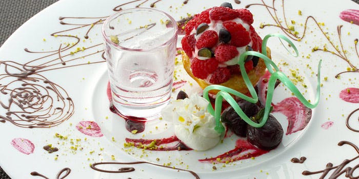 アンティーブ 丸の内ブリックスクエア店（ANTIBES）