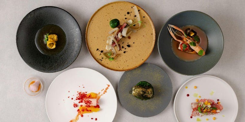 【窓側確約 贅沢スパニッシュイタリアンコース】オマール海老や国産牛ロースや旬の食材全7品＋乾杯酒