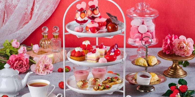 真っ赤な苺づくしのアフタヌーンティー＋3時間カフェフリー（平日限定）